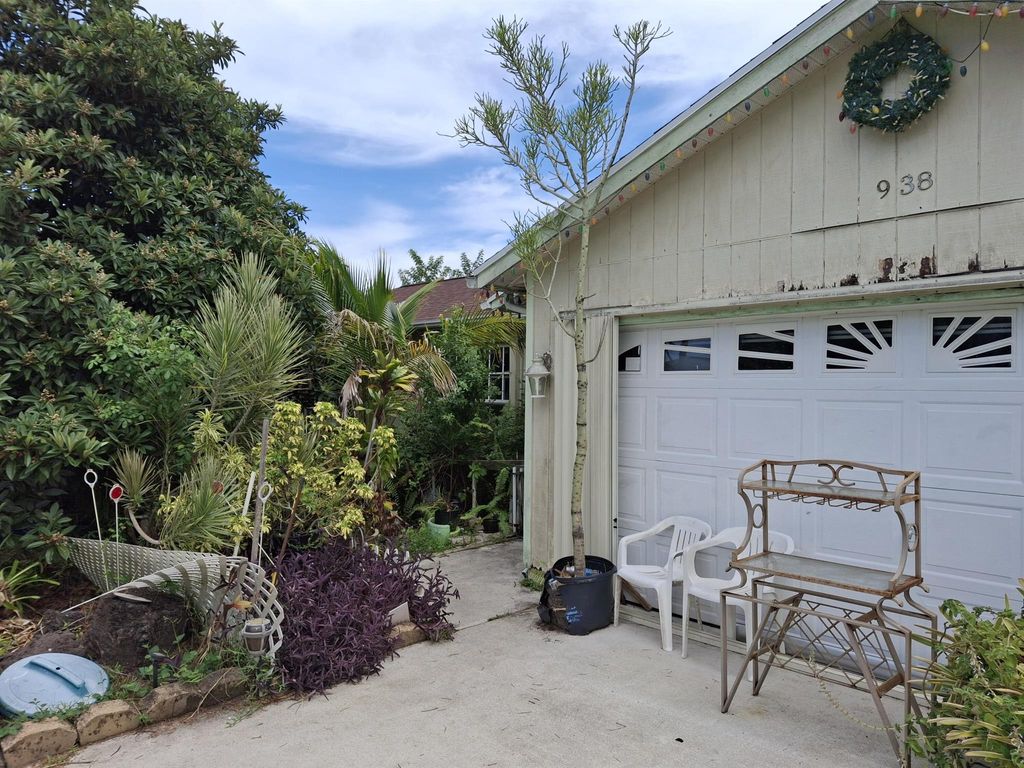 Photo of 938 SW Durham Terrace, Port Saint Lucie, FL 34953 (MLS # R11114185)