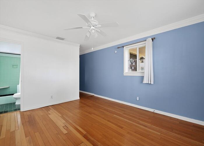 HOLLYWOOD LAKES SECTION - Residential
