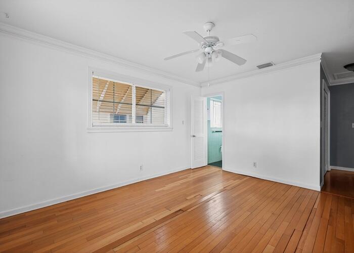 HOLLYWOOD LAKES SECTION - Residential