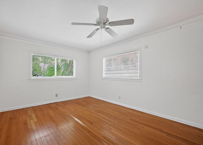 HOLLYWOOD LAKES SECTION - Residential