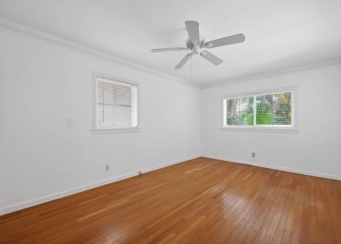 HOLLYWOOD LAKES SECTION - Residential