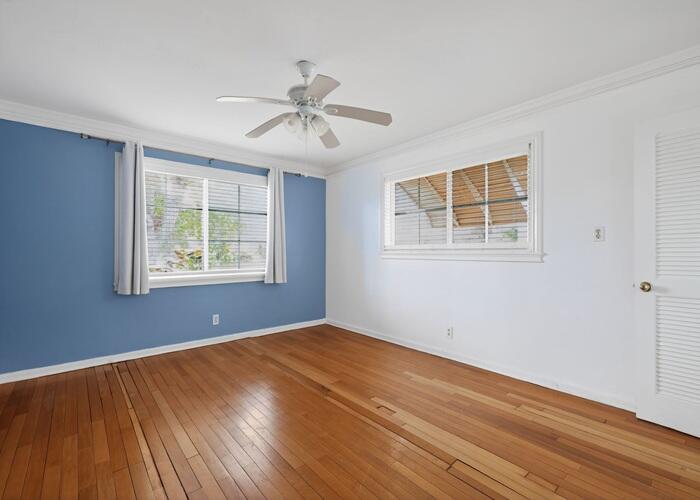 HOLLYWOOD LAKES SECTION - Residential