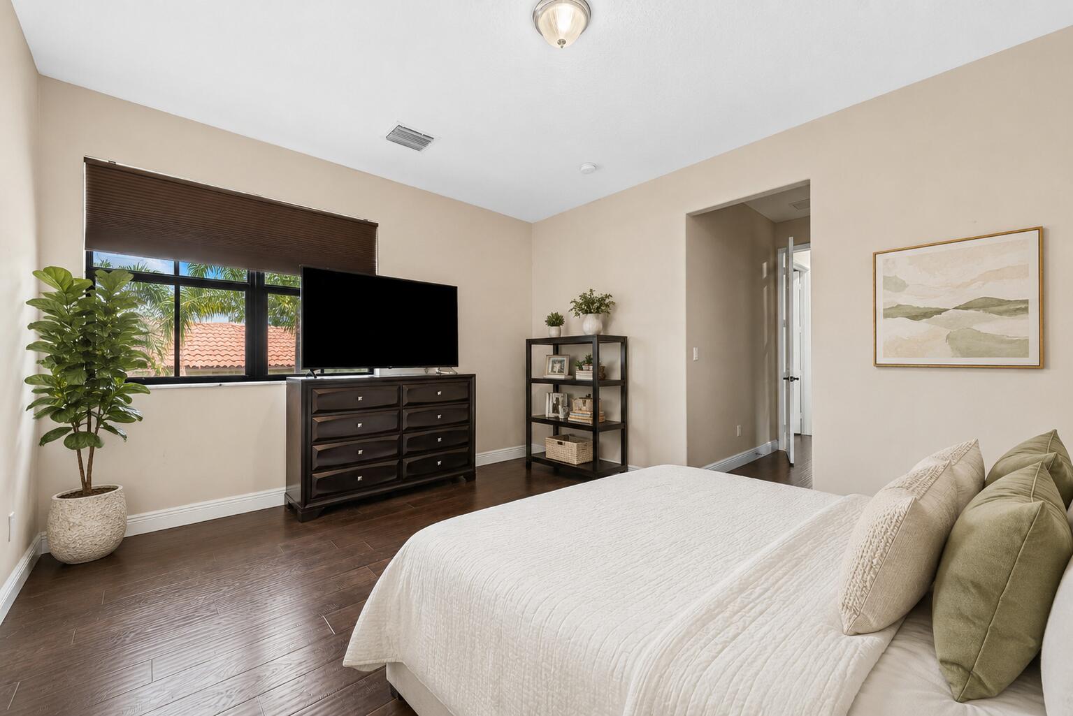 8417 NW 38th Street, Cooper City, FL, 33024/$777,000 4 8417 NW 38th Street