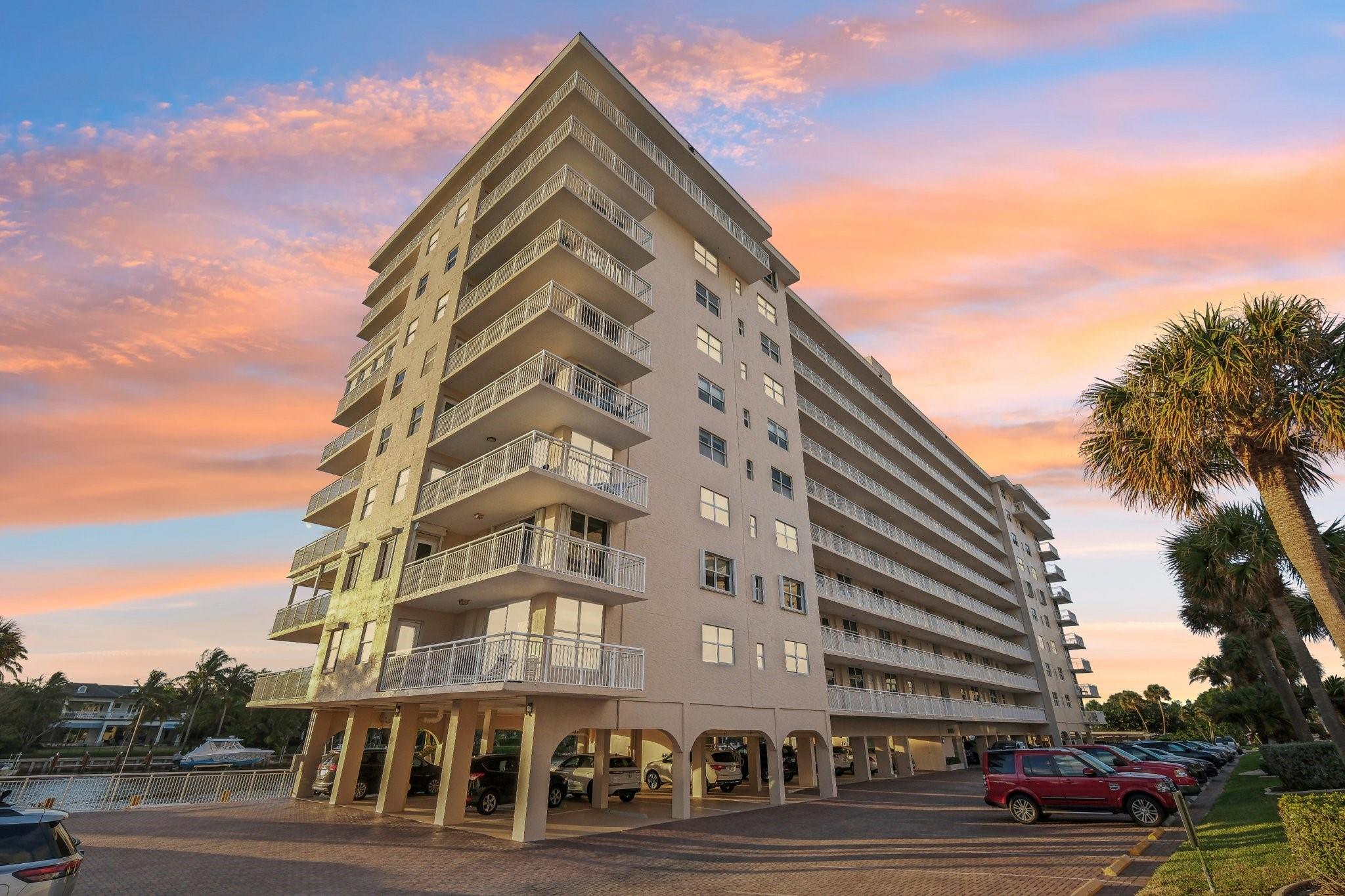 Hillsboro Le Baron Condo - Residential Lease