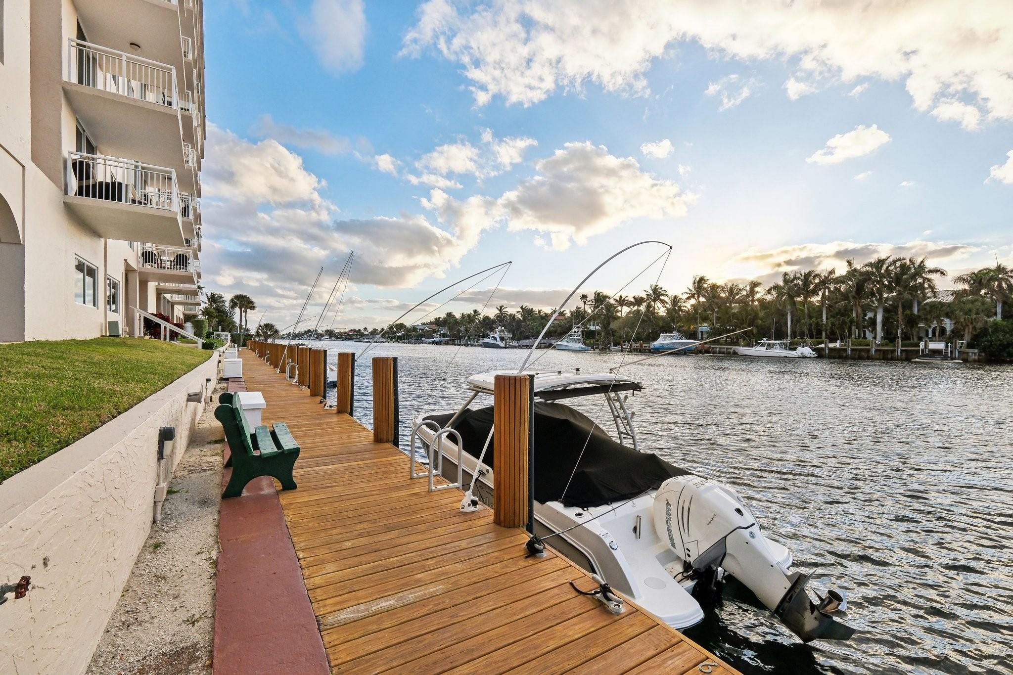 Hillsboro Le Baron Condo - Residential Lease