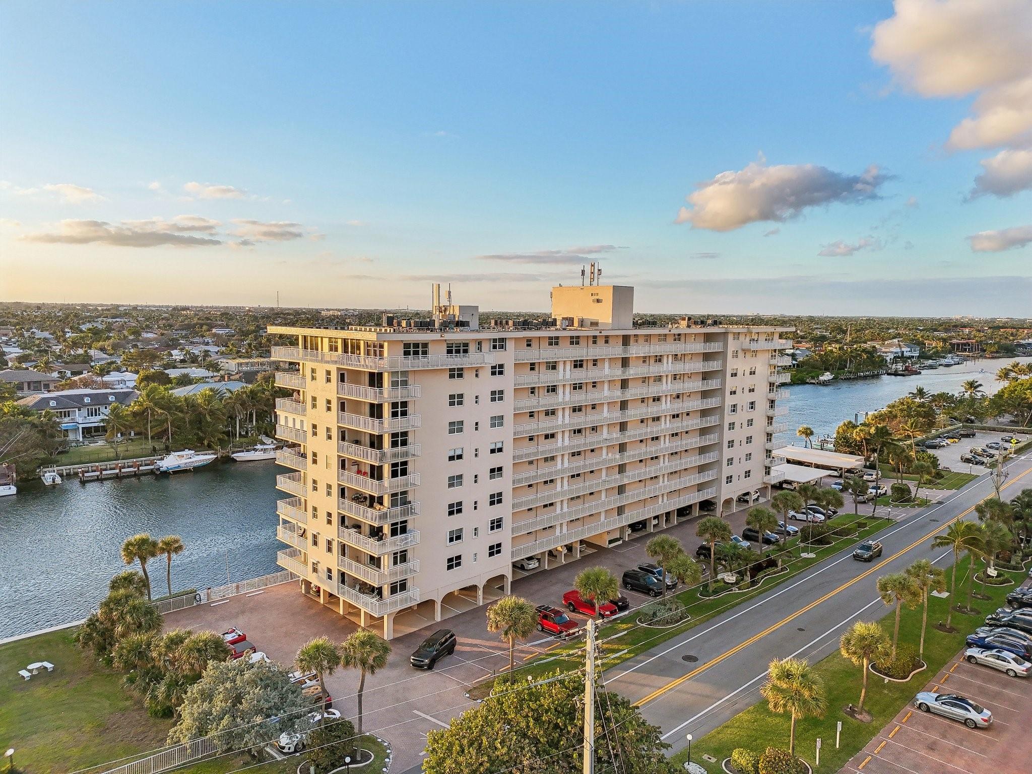 Hillsboro Le Baron Condo - Residential Lease