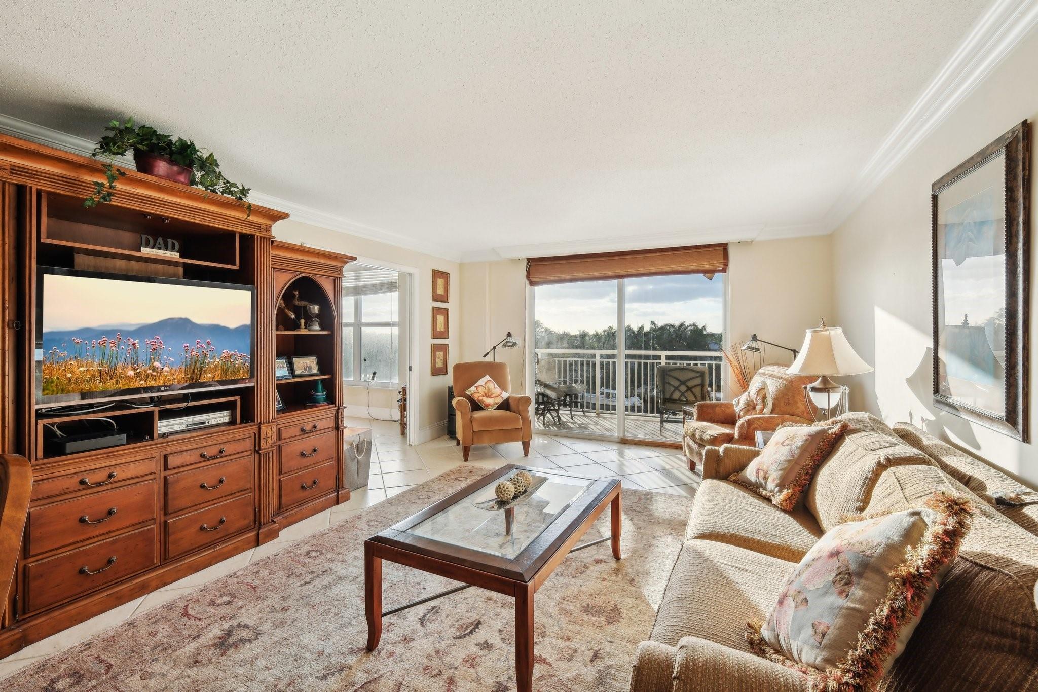 Hillsboro Le Baron Condo - Residential Lease