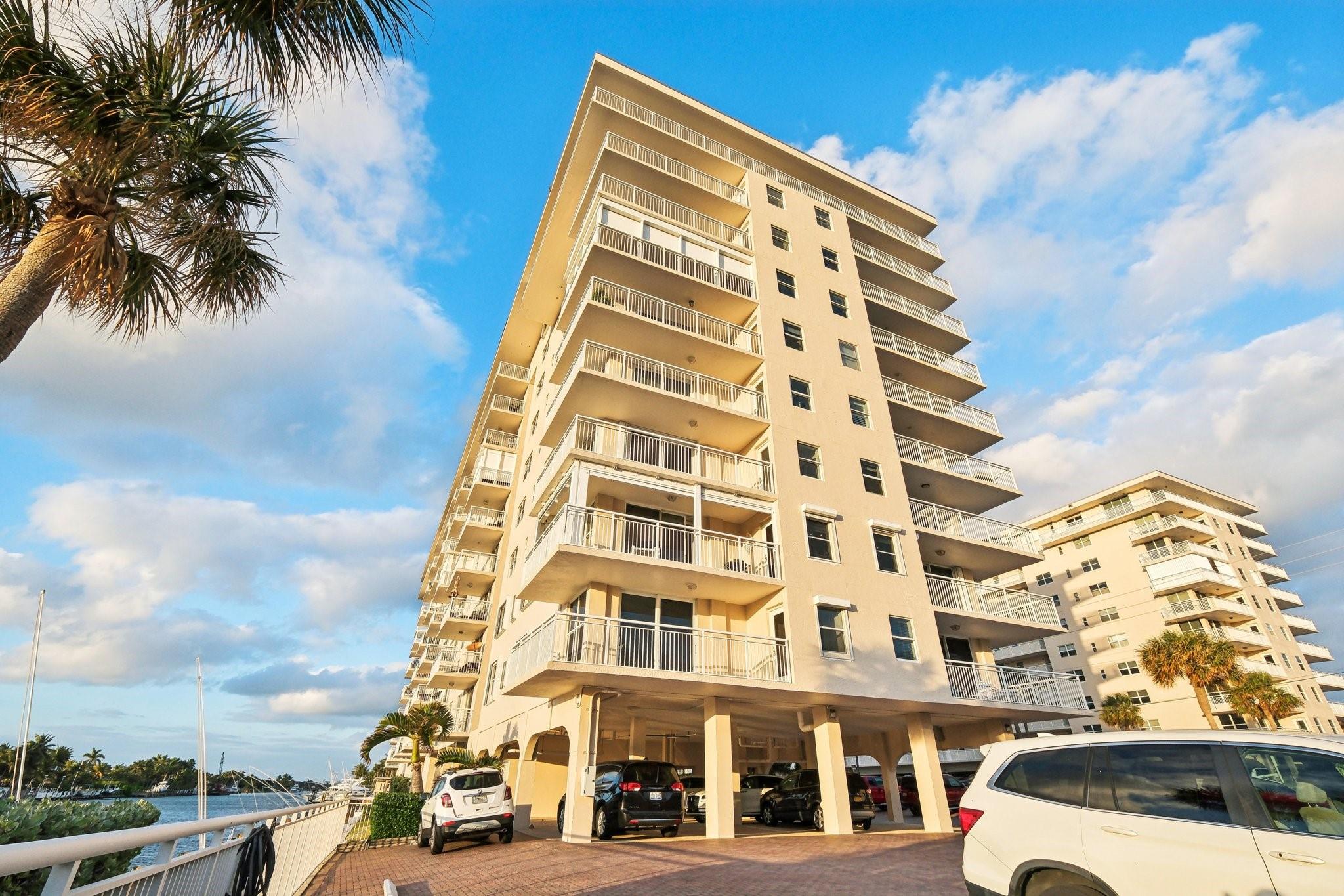 Hillsboro Le Baron Condo - Residential Lease