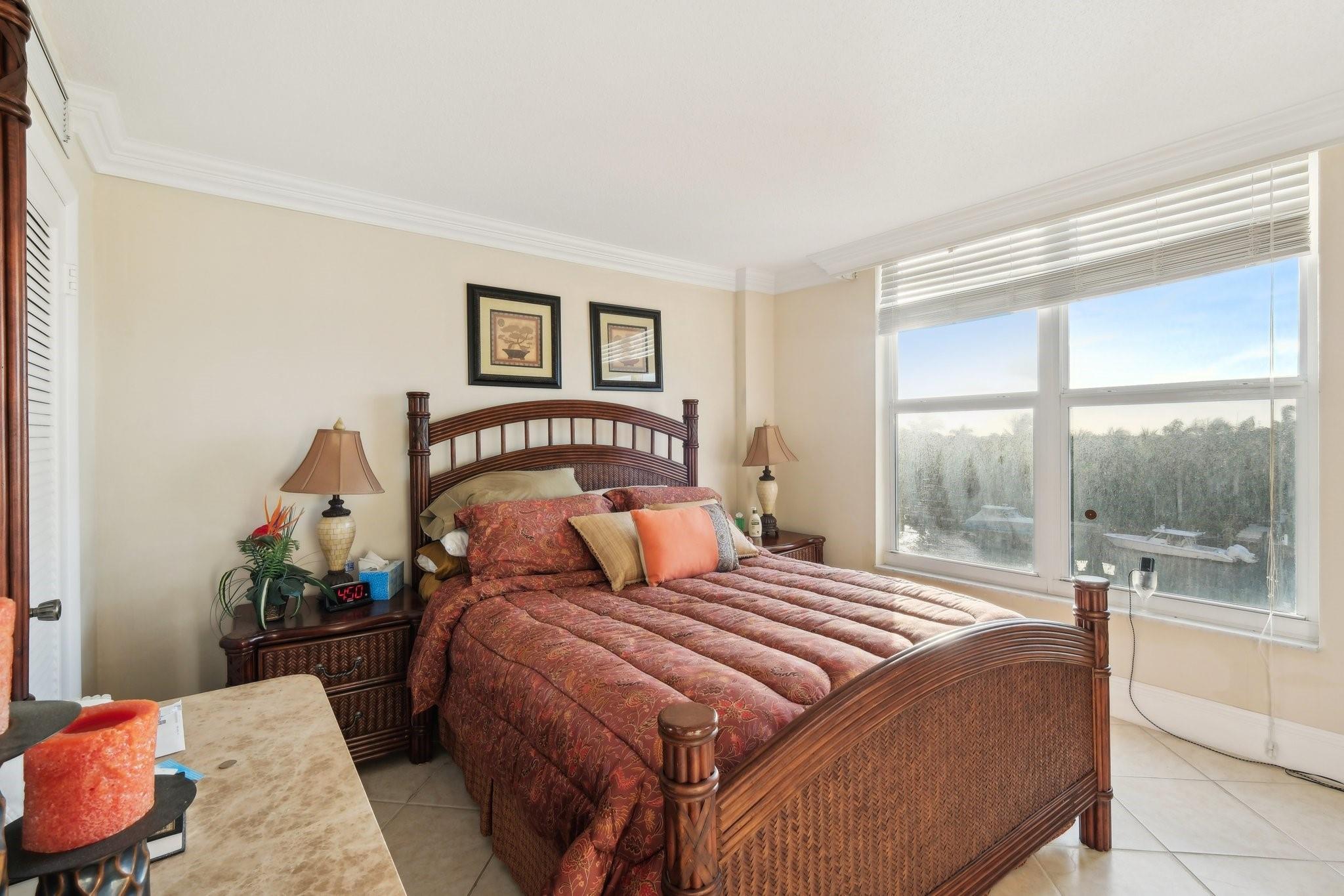 Hillsboro Le Baron Condo - Residential Lease