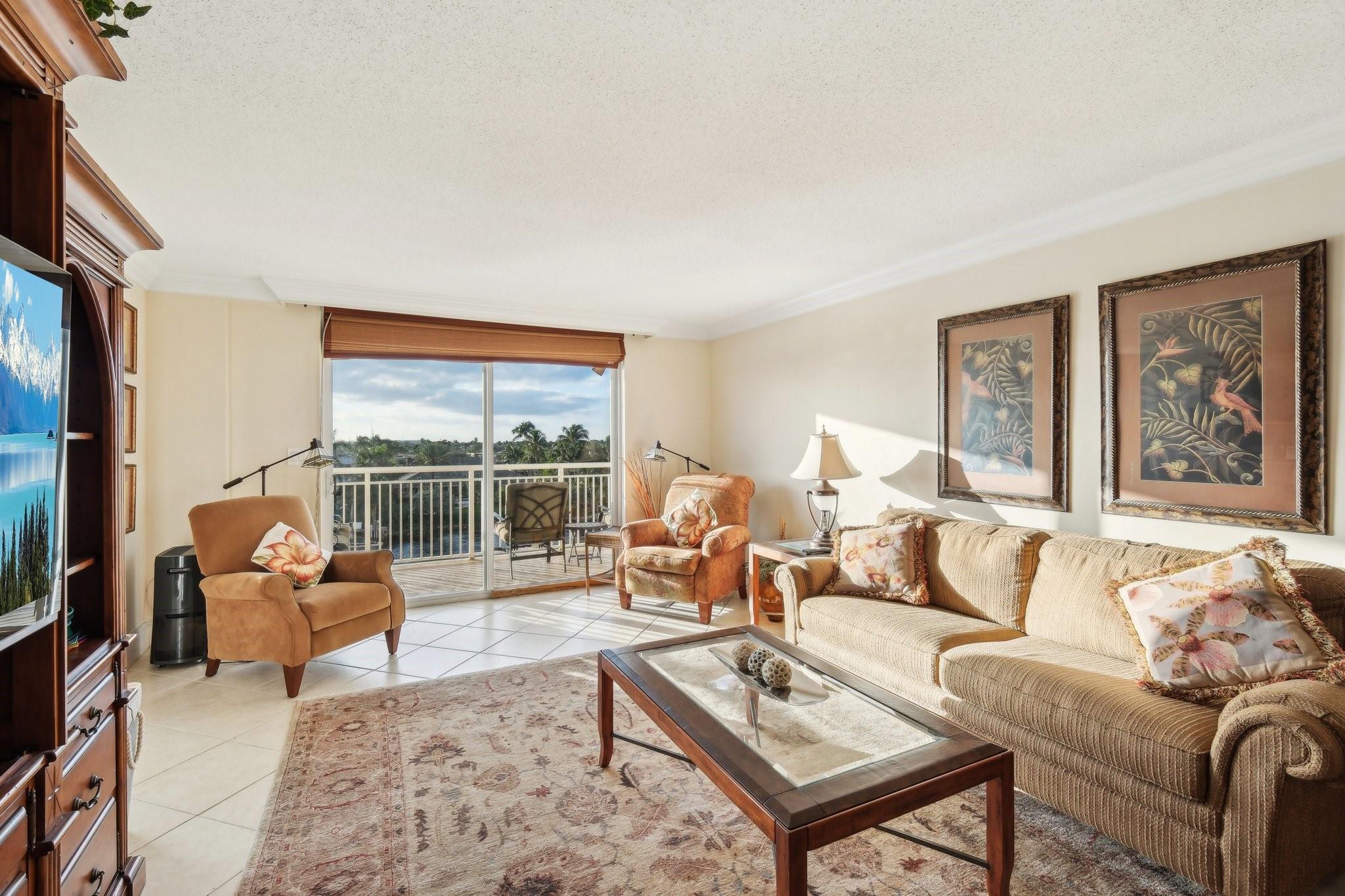 Hillsboro Le Baron Condo - Residential Lease