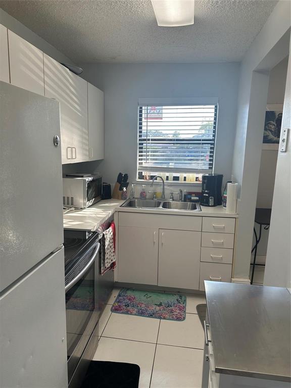 4121 NE 21st Terrace #3
