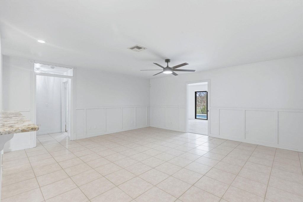 Photo of 701 E Bartow Street, Fort Pierce, FL 34982 (MLS # R11165534)