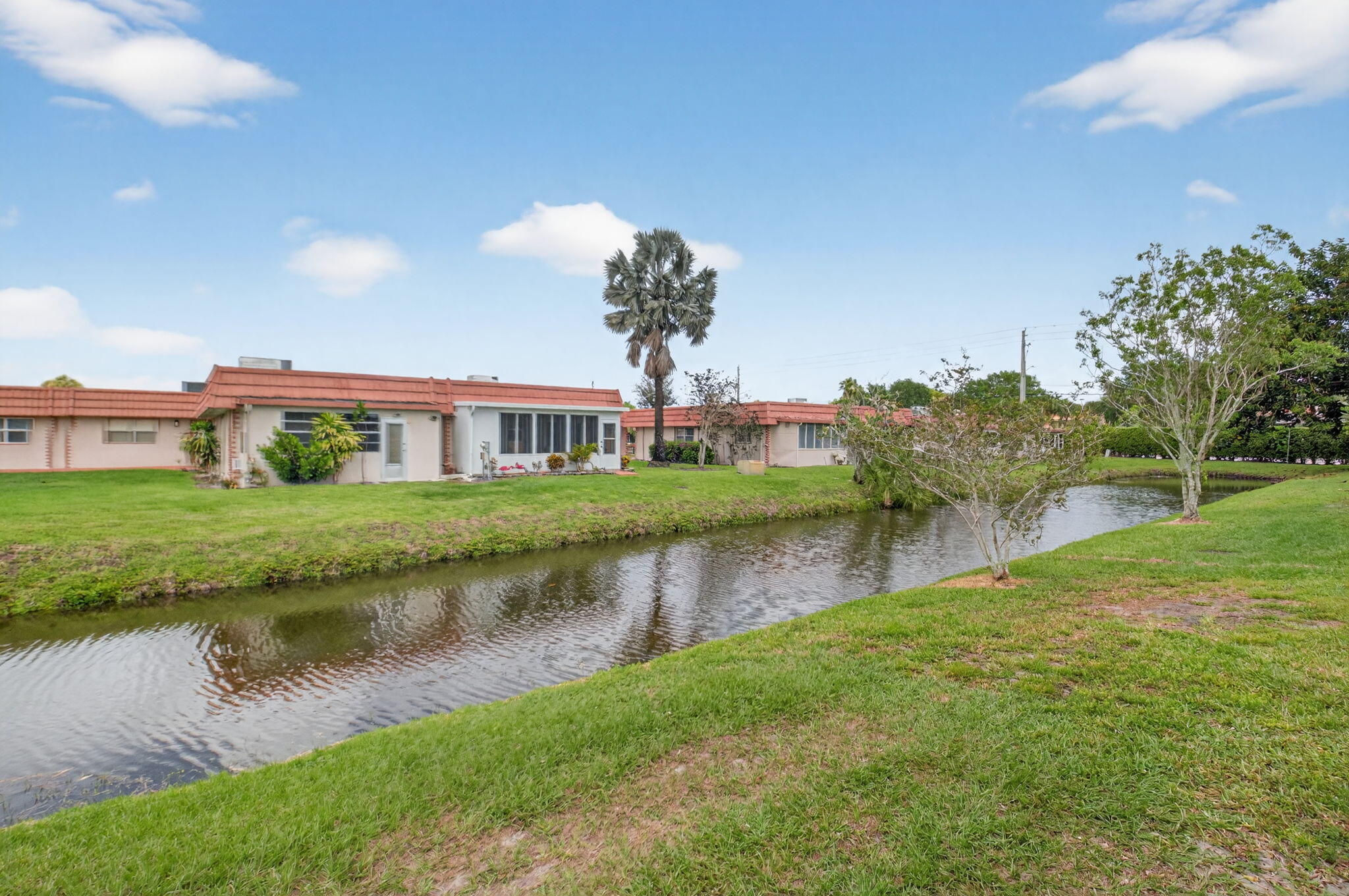 KINGS POINT SEVILLE CONDOS - Residential