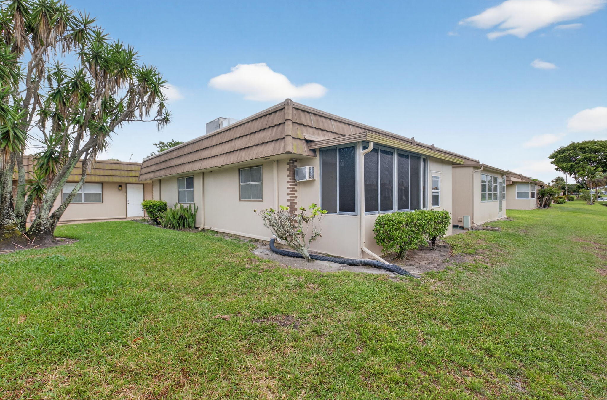 KINGS POINT SEVILLE CONDOS - Residential