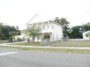 North Palm Bch 4 - Residential