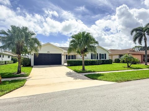 10684 Greentrail Drive S Boynton Beach FL 33436
