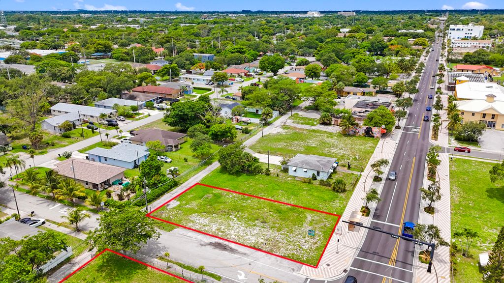 Photo of 1000 NW Sistrunk Boulevard, Fort Lauderdale, FL 33311 (MLS # R11164319)