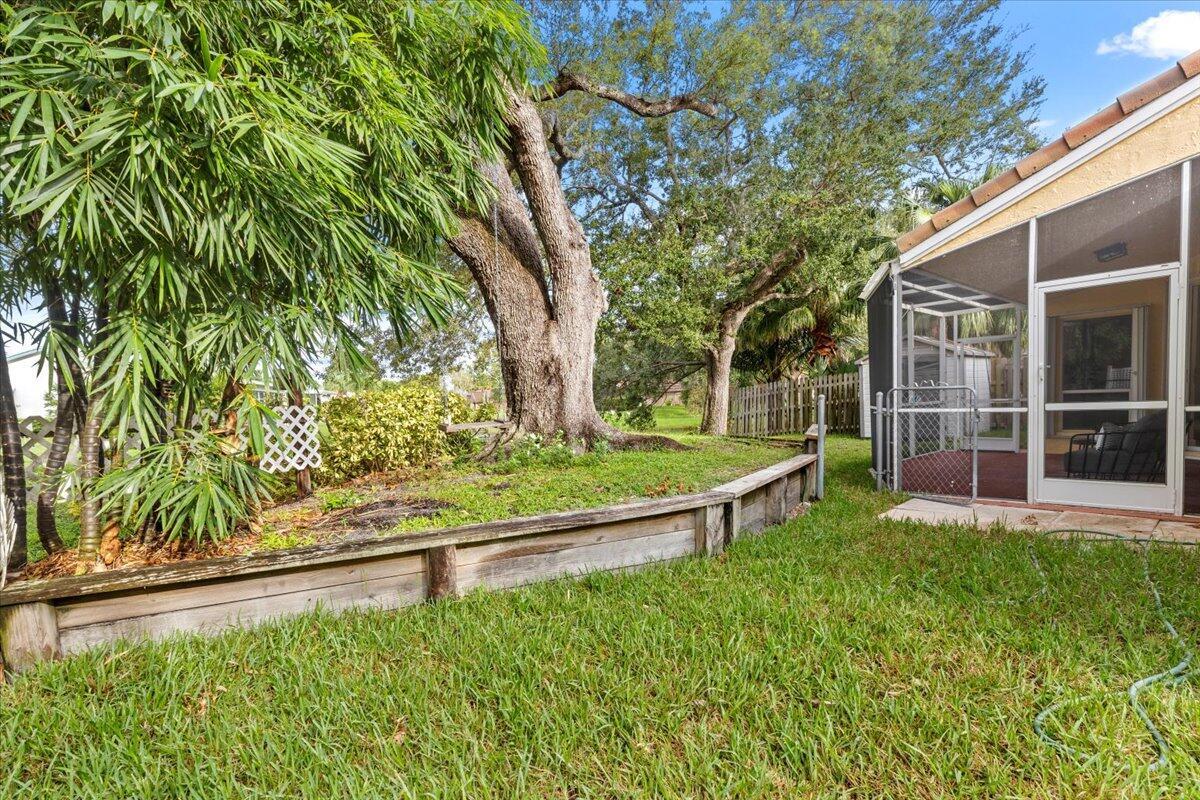 SIENA OAKS - Residential