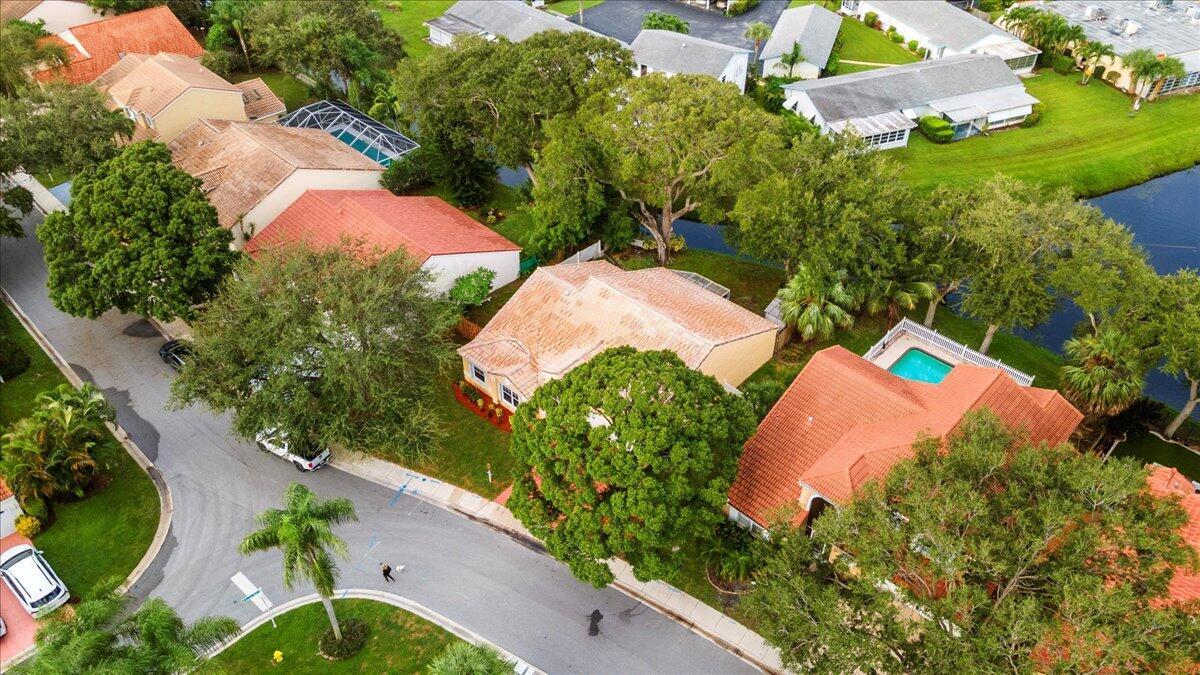 SIENA OAKS - Residential