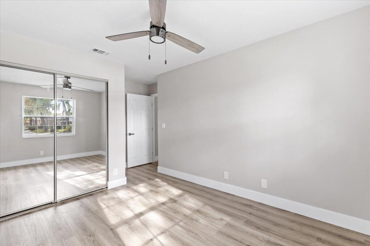 SIENA OAKS - Residential