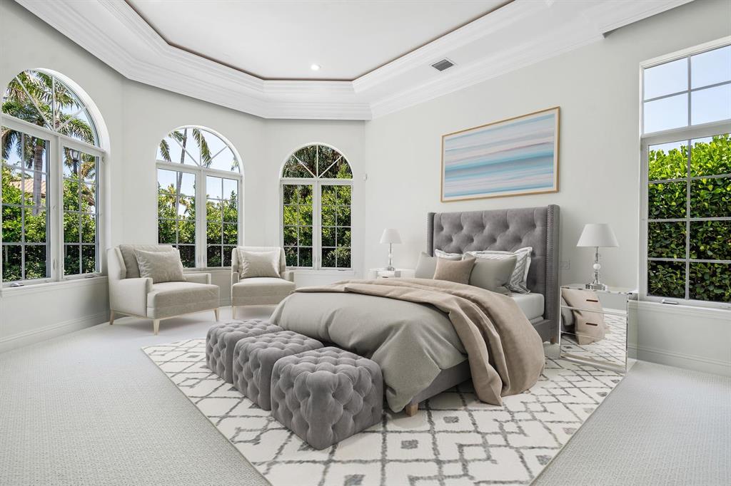 ROYAL PALM YACHT & COUNTRY CLUB - Residential