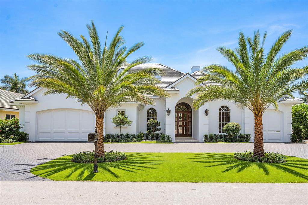 ROYAL PALM YACHT & COUNTRY CLUB - Residential