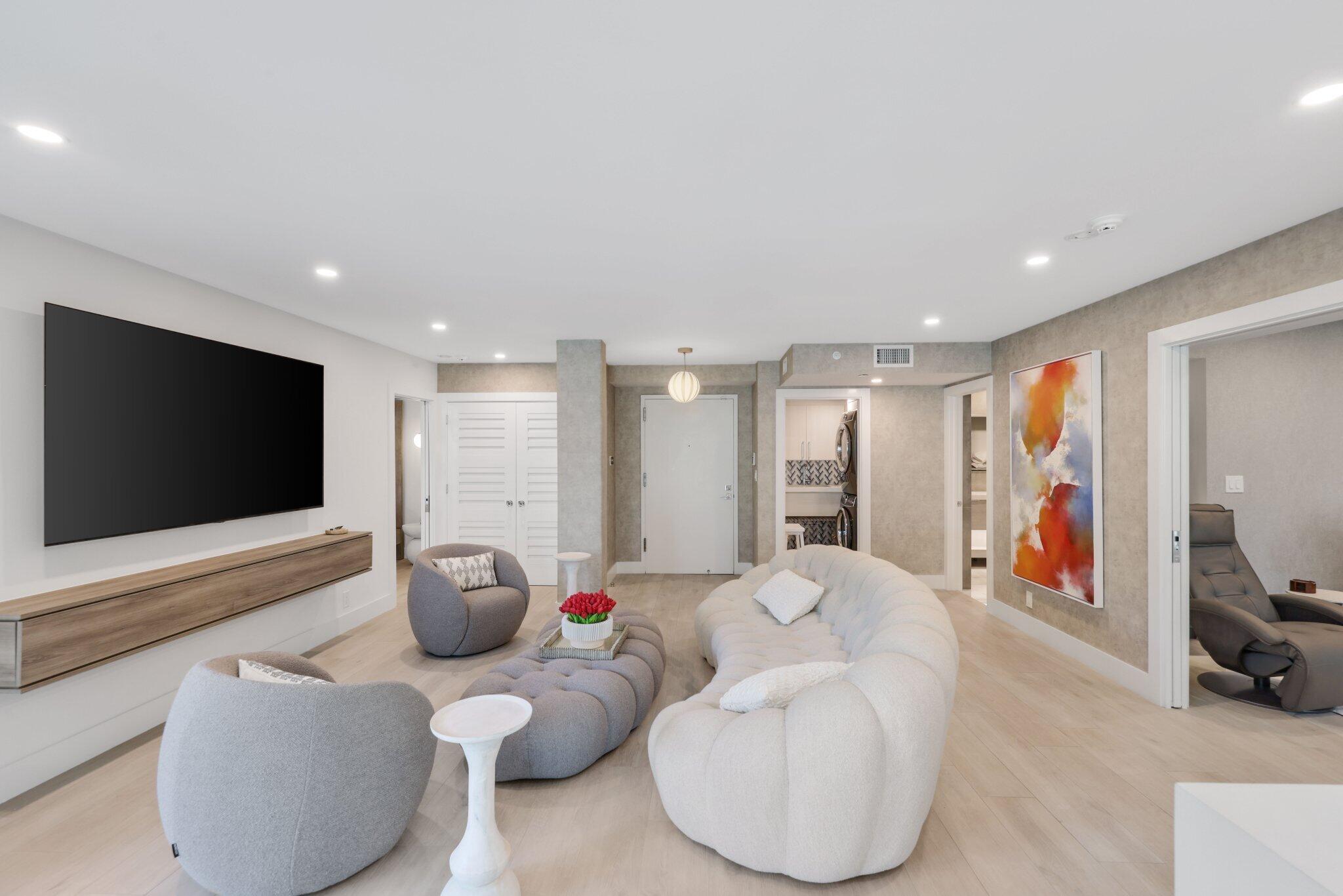 100 SE 5th Avenue 106