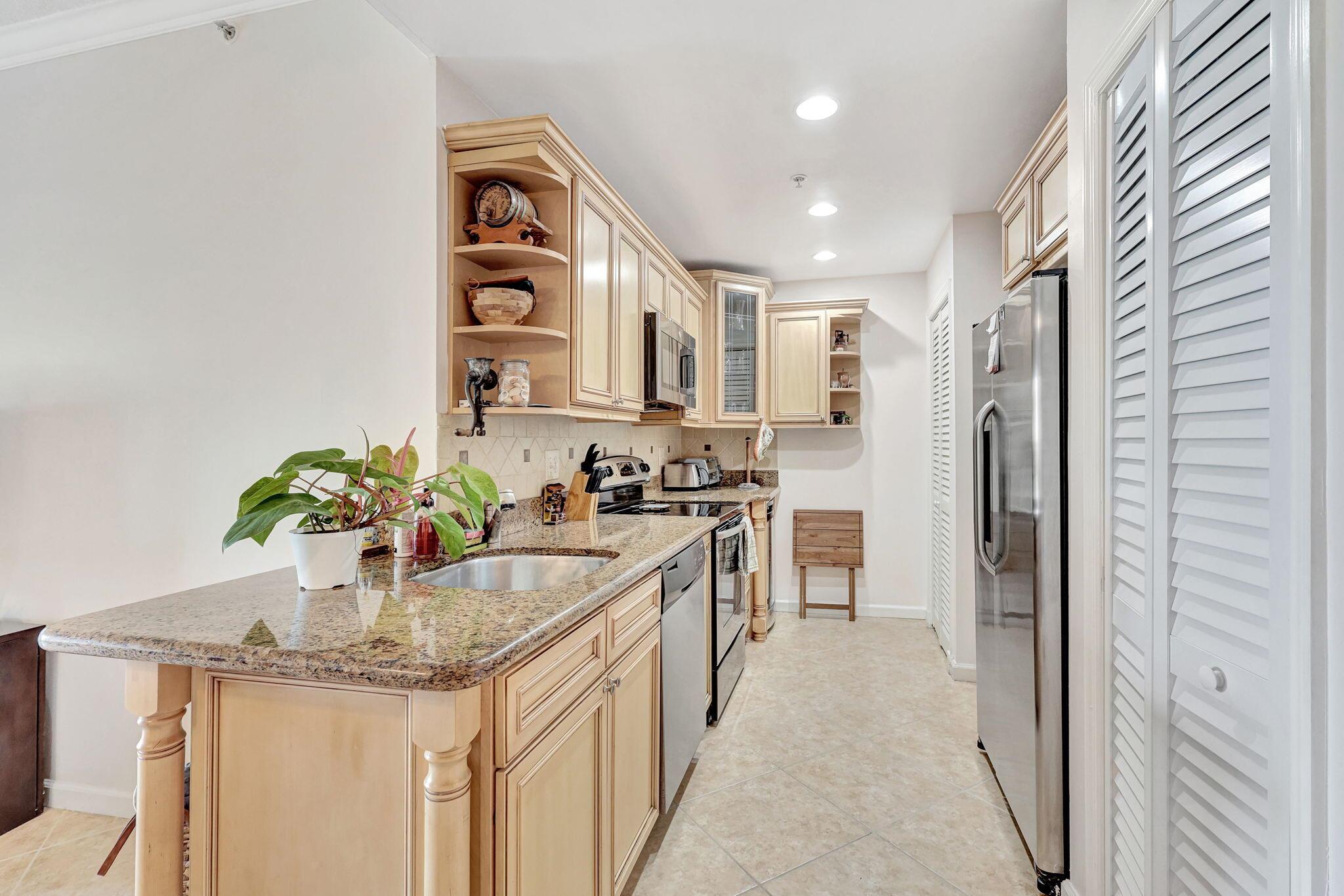 ARISSA PLACE CONDO - Residential Lease
