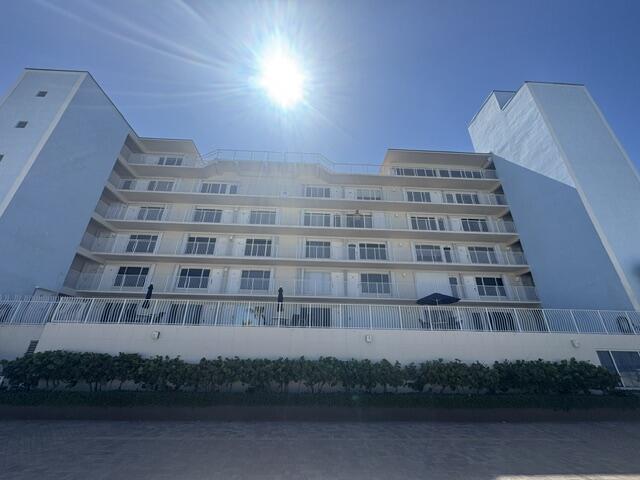 MAINSAIL CONDOMINIUM - Residential