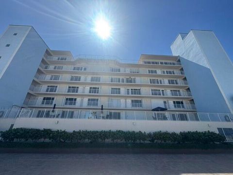 Tiny photo for 300 Oregon Street #502, Hollywood, FL 33019 (MLS # B26025658)