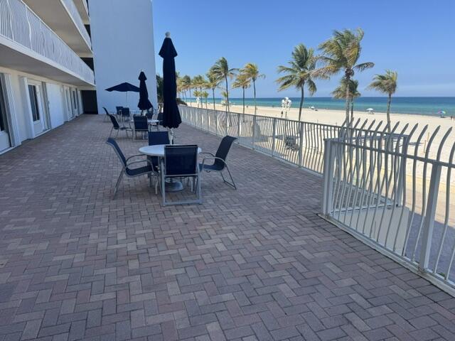 MAINSAIL CONDOMINIUM - Residential
