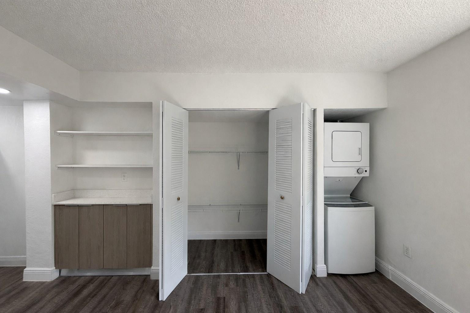 Royalton on the Green - Residential Lease