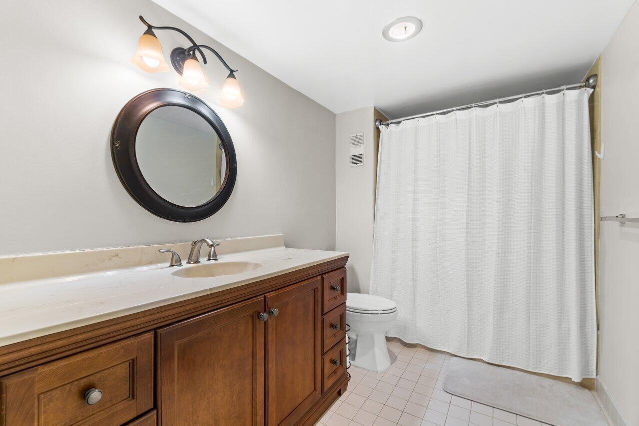 BOCA TEECA CONDO 8 - Residential Lease