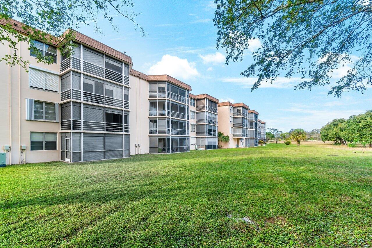 BOCA TEECA CONDO 8 - Residential Lease