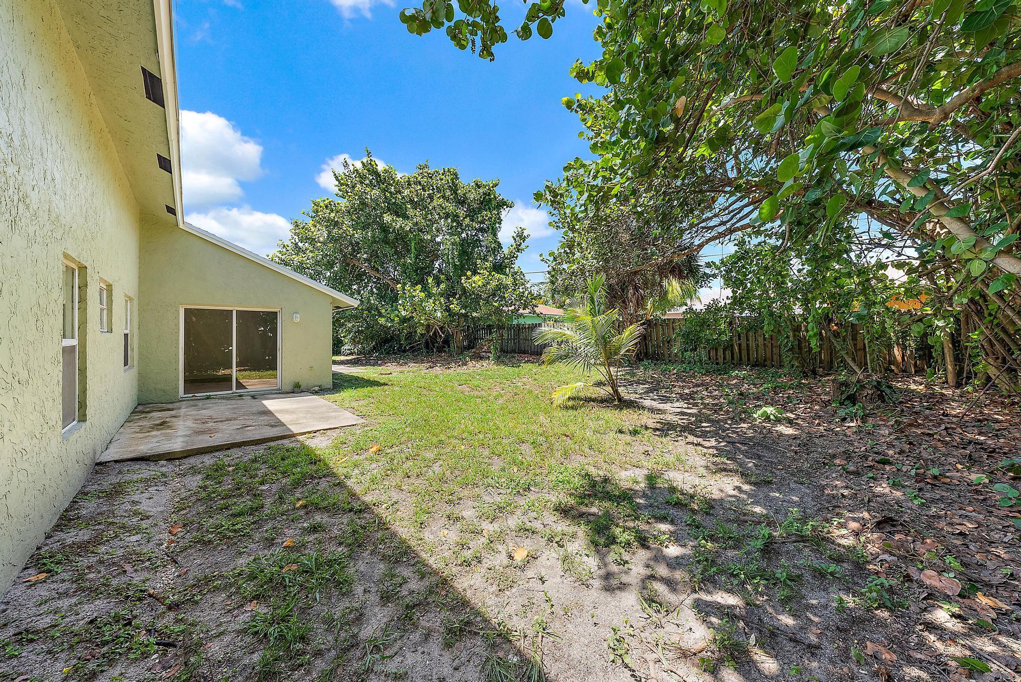 JUNO TERR - Residential Lease