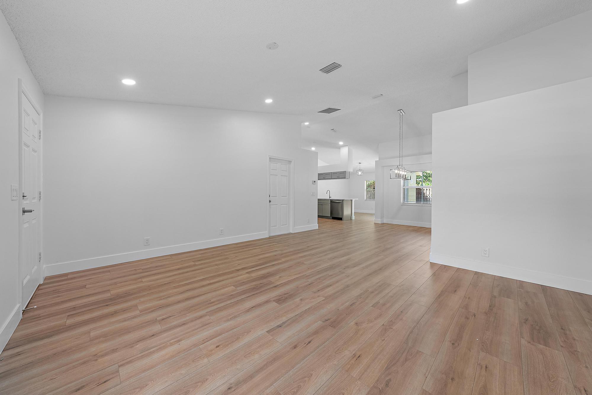 JUNO TERR - Residential Lease