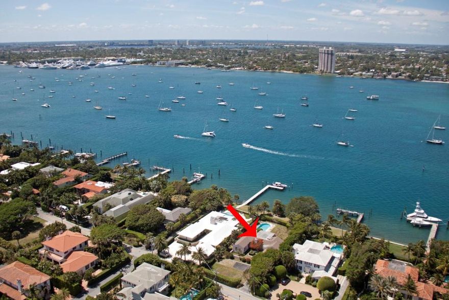 Lakefront property- first time on the market. Gorgeous Intracoastal views, convenient access to the beach and Lake Trail. Perfect North End location to build your dream home.