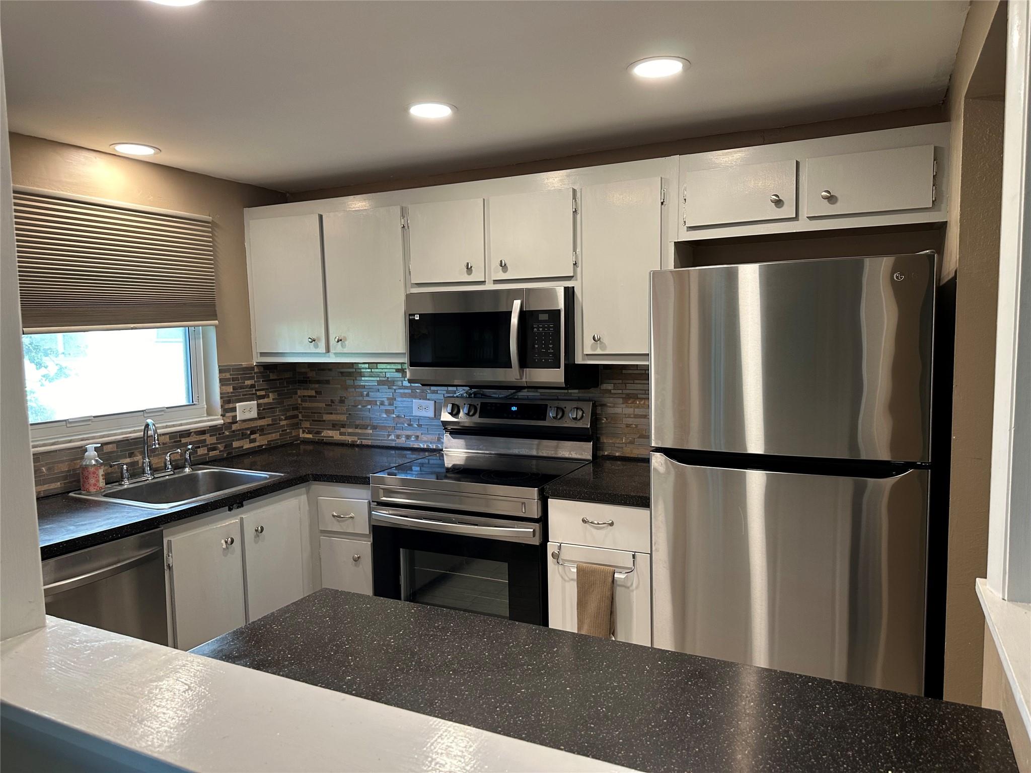 808 SE 7th Street 101B