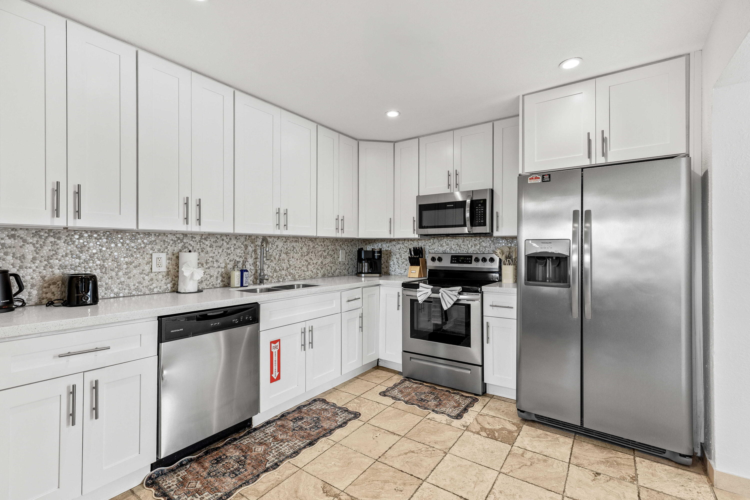 RIVERSIDE PARK - Residential