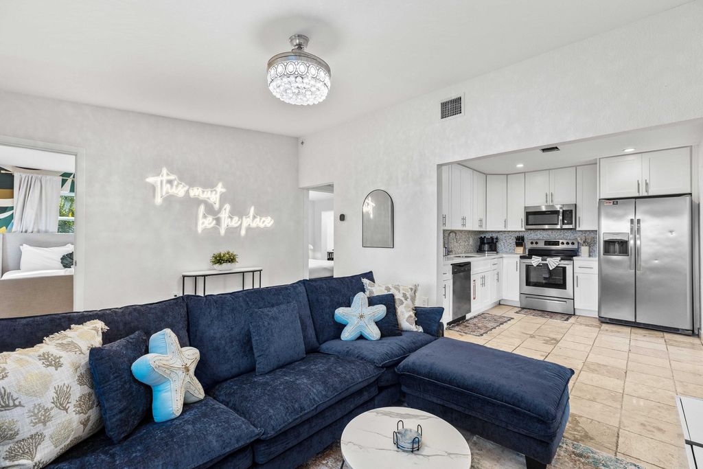 Photo of 1812 SW 9th Street, Fort Lauderdale, FL 33312 (MLS # R11160747)