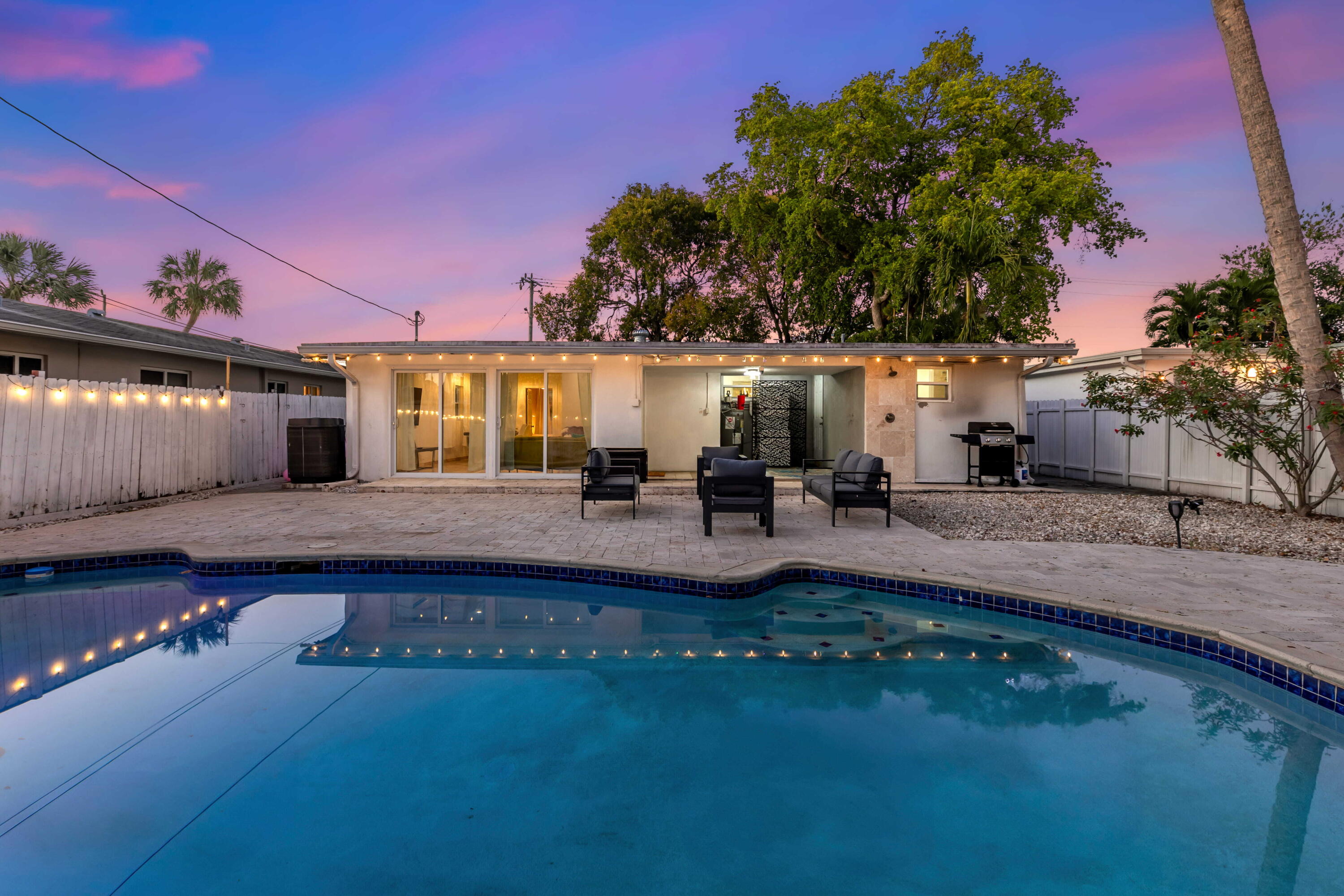 RIVERSIDE PARK - Residential