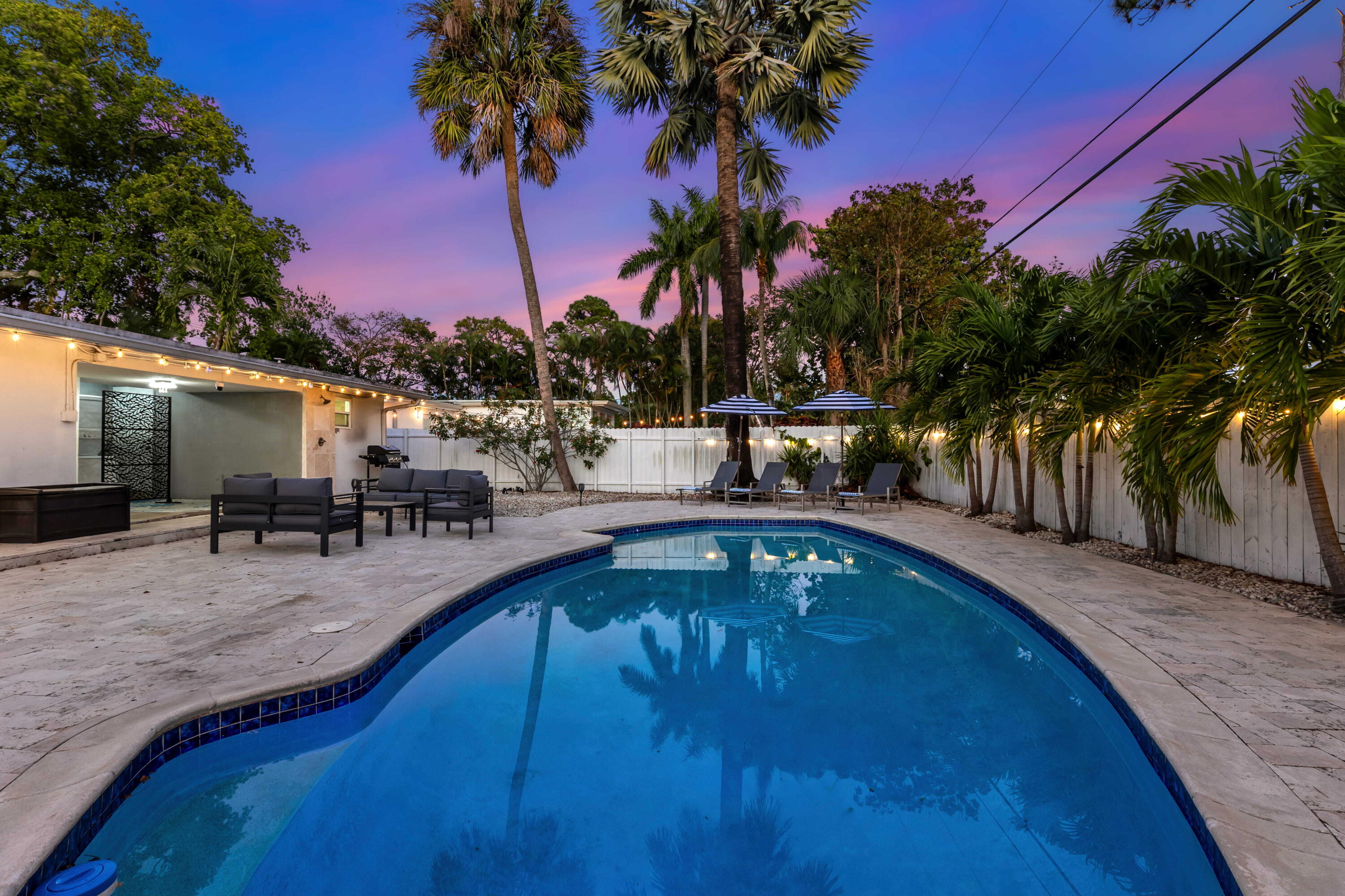 RIVERSIDE PARK - Residential