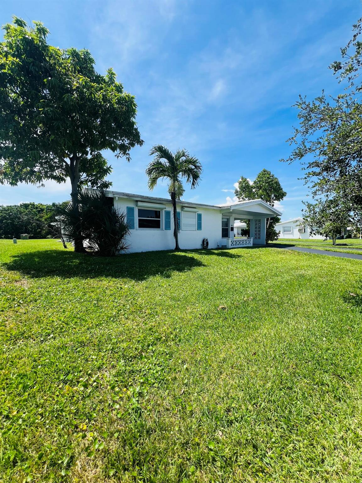 4301 NW 1st Terrace