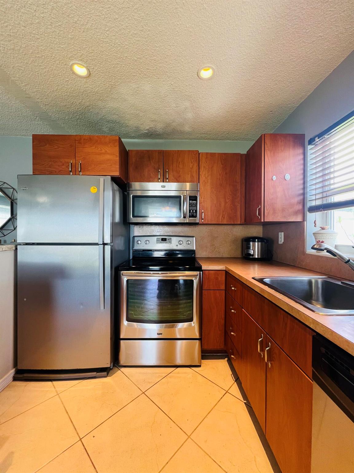 4301 NW 1st Terrace