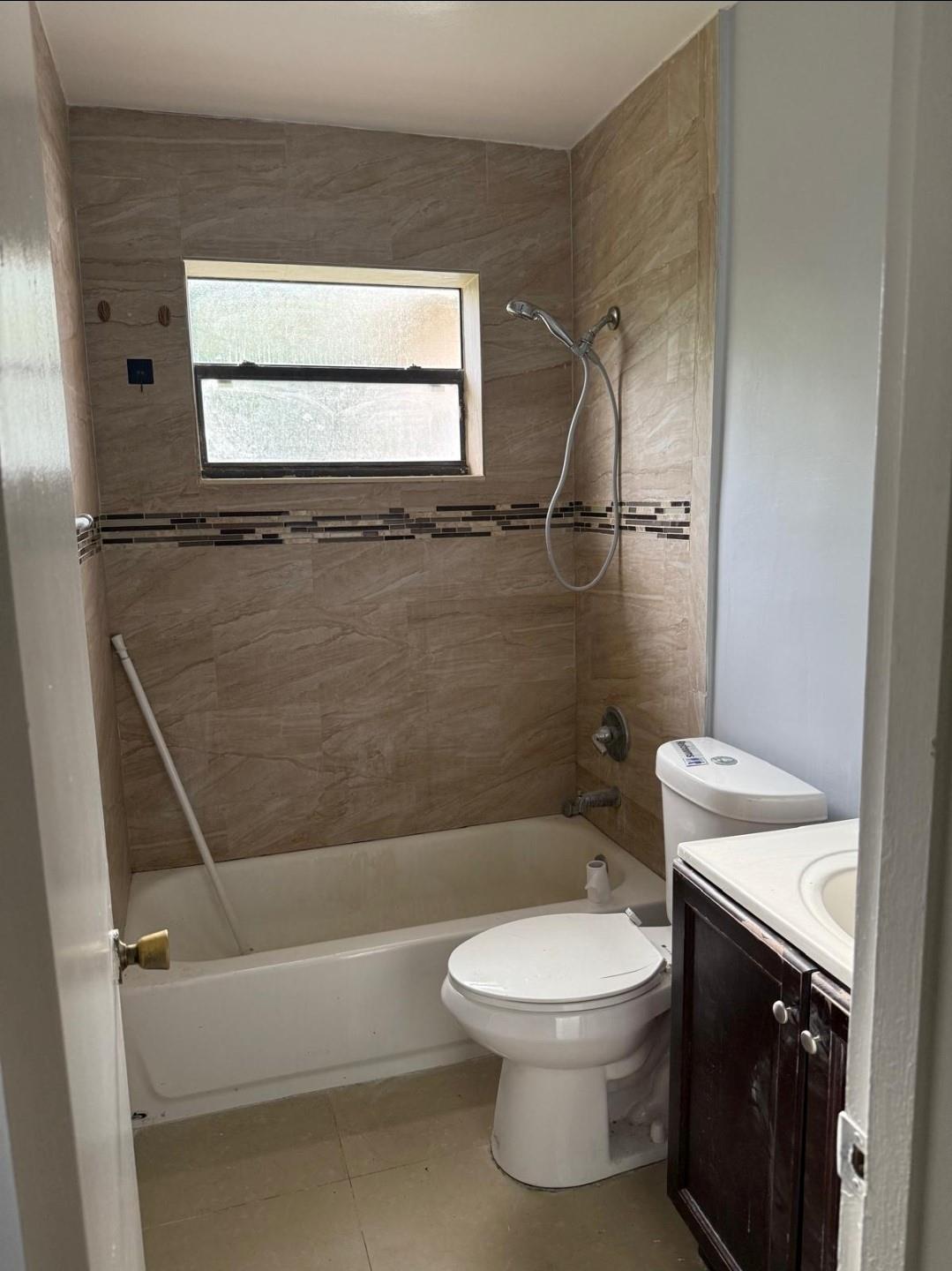 Miramar Sec 13 52-11 B - Residential Lease