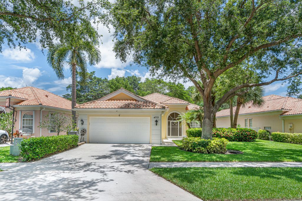 Photo of 4777 Orchard Lane Ln, Delray Beach, FL 33445 (MLS # R10807077)