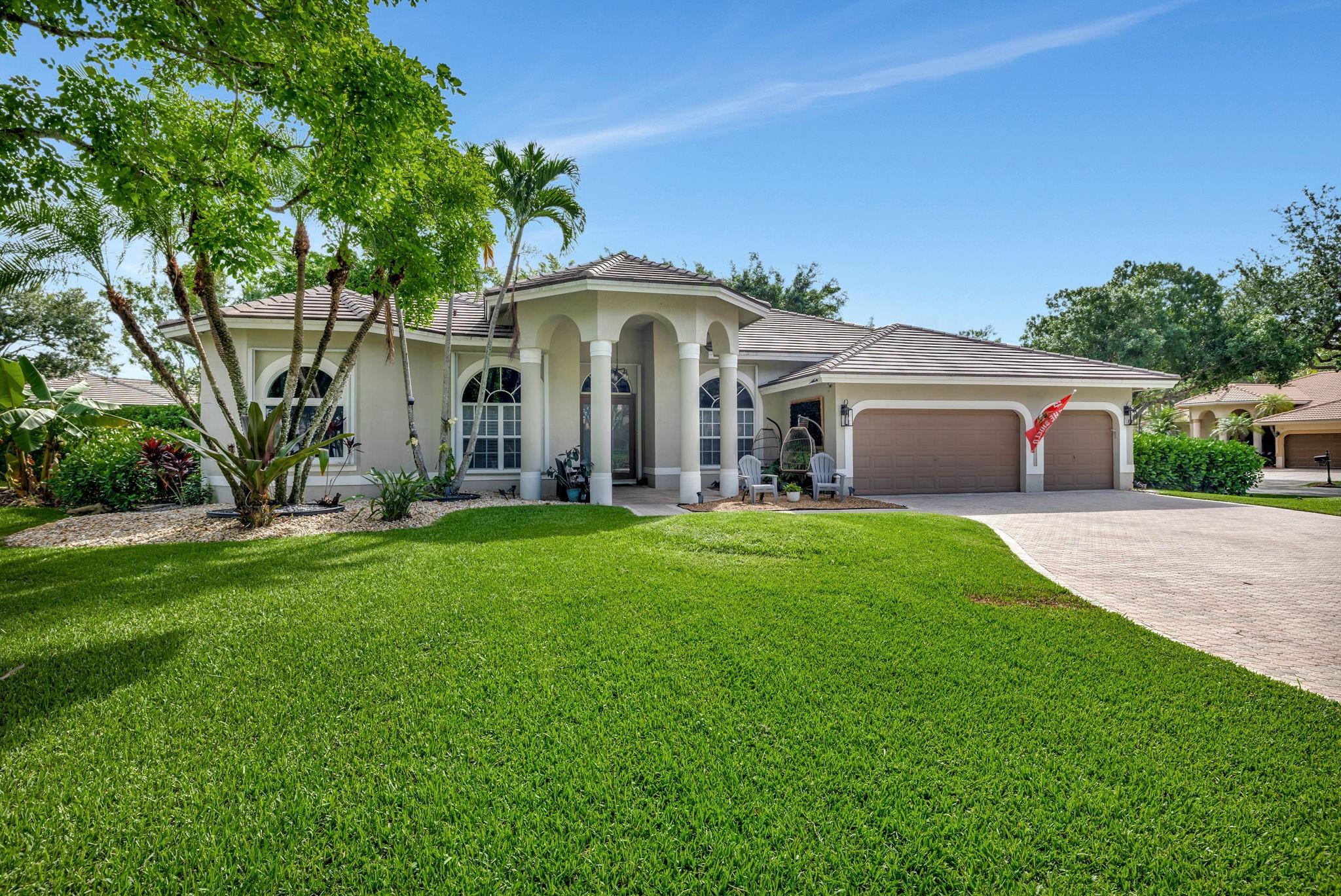 7185 NW 68th Dr