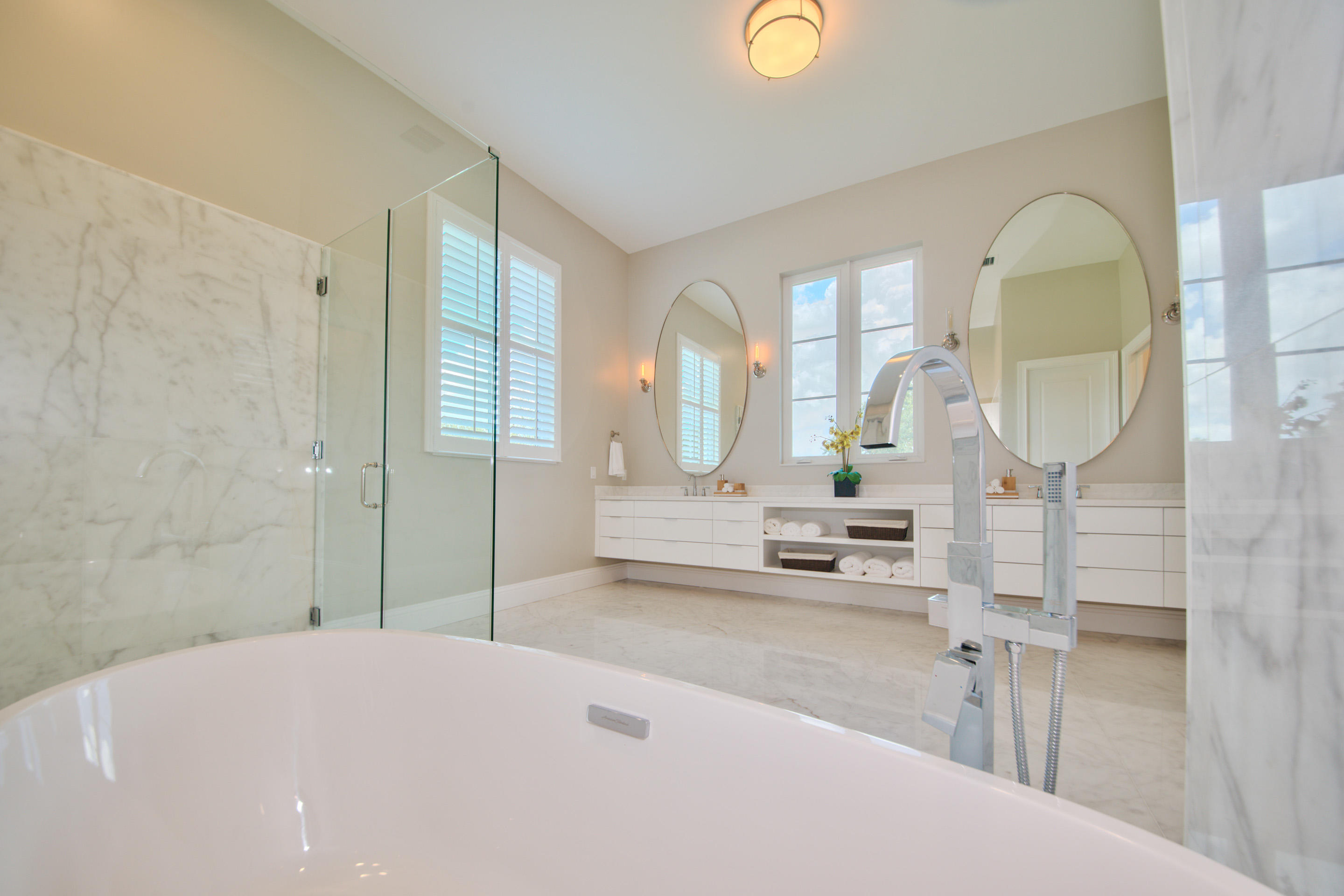 PALM BEACH POINT - Residential