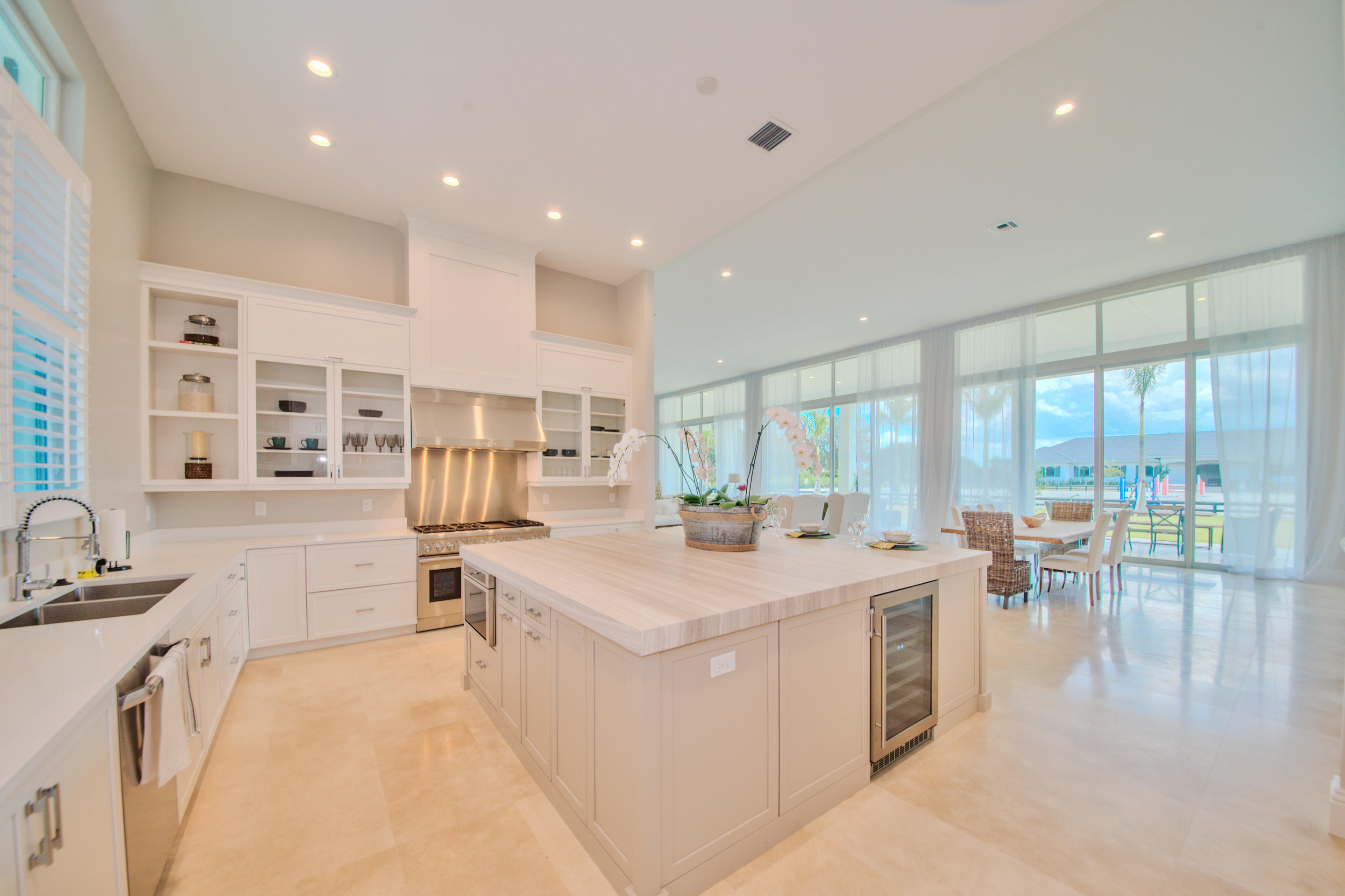 PALM BEACH POINT - Residential