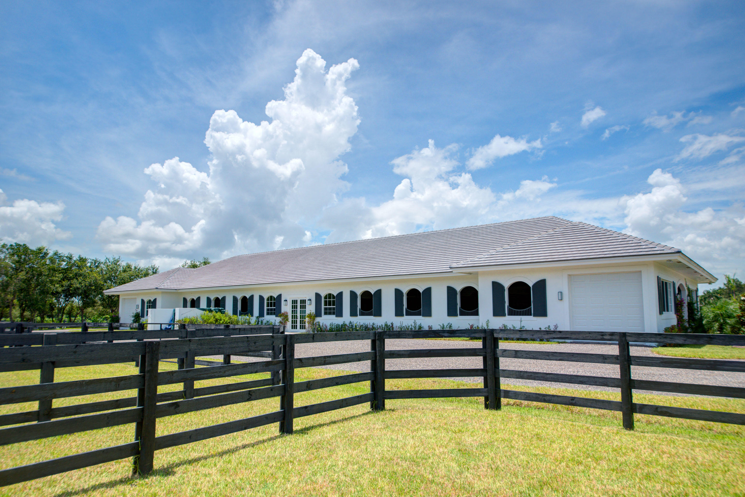 PALM BEACH POINT - Residential